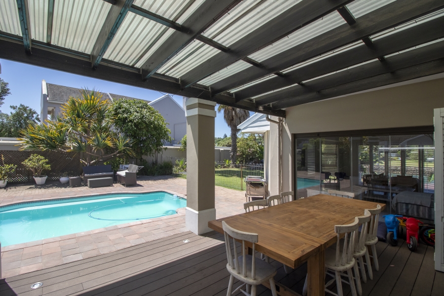 5 Bedroom Property for Sale in Royal Alfred Marina Eastern Cape